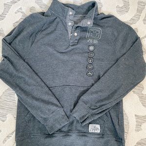 Women’s 2018 Disney World Pullover